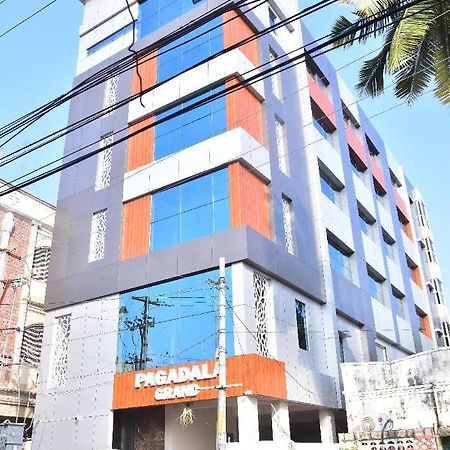 Pagadala Grand Residency Hotel Bāpatla Kültér fotó